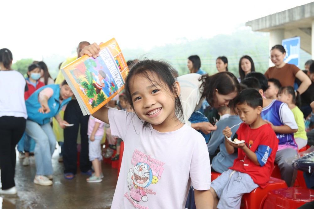 2024年爱游戏(中国)未来行第15站暨童”行庆六一  助力“百千万工程”公益活动